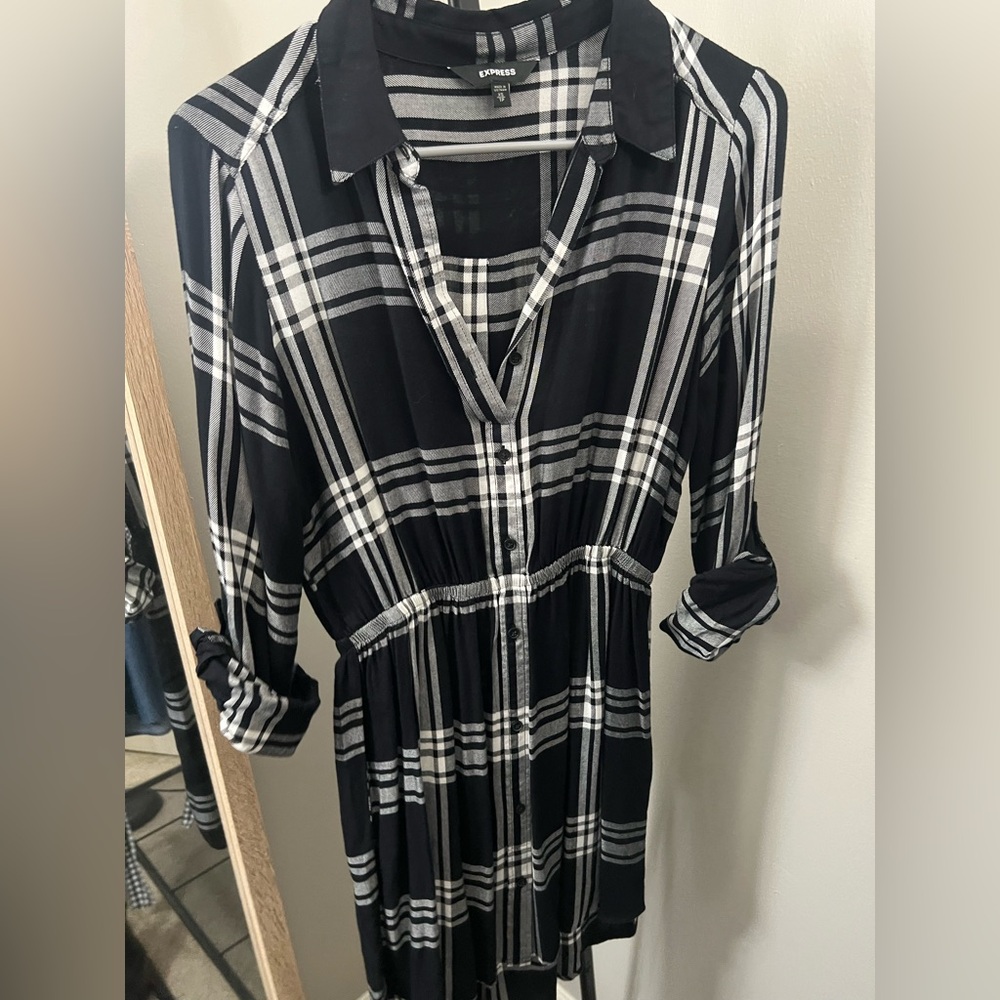Express Monochrome Plaid Shirt